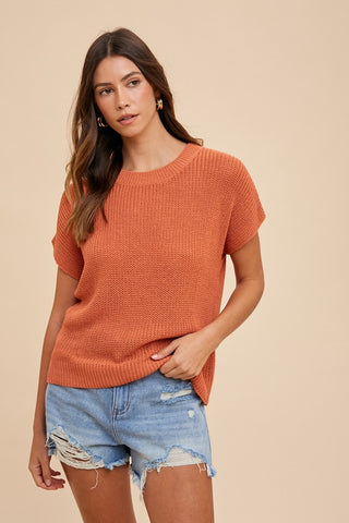 Annie Wear Round Neck Short Sleeve Sweater